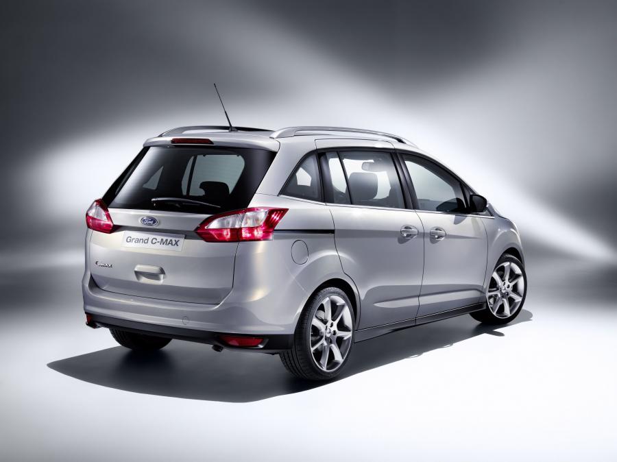  Ford Grand C-Max 2010 года  (фото 9 из 56)